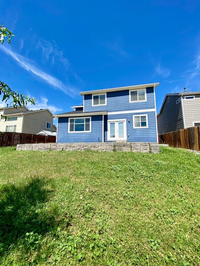Building Photo - Multi Level Living in Fountain! Private Suite with Kitchenette in Basement! 5 Bedroom in 80817