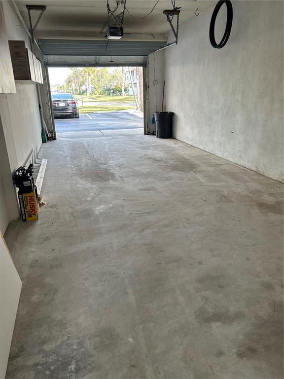 Building Photo - 12500 Capri Cir N