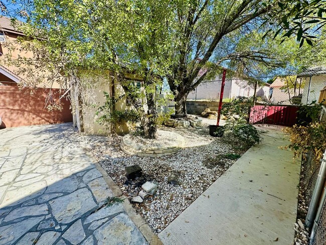 Building Photo - 3023 Potomac Loop