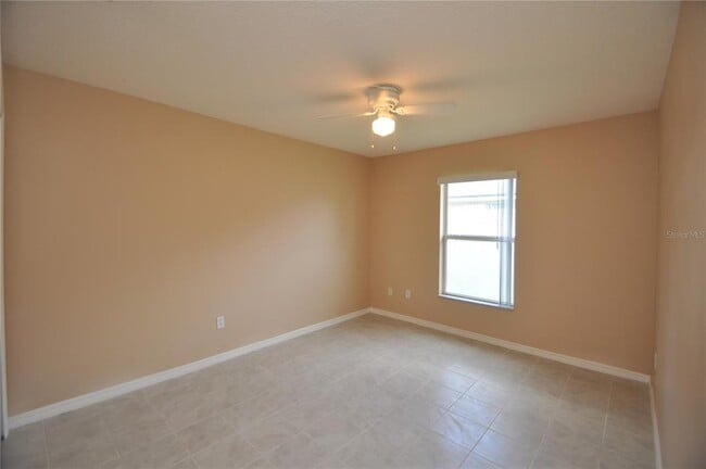 Building Photo - 69 Rose Dr