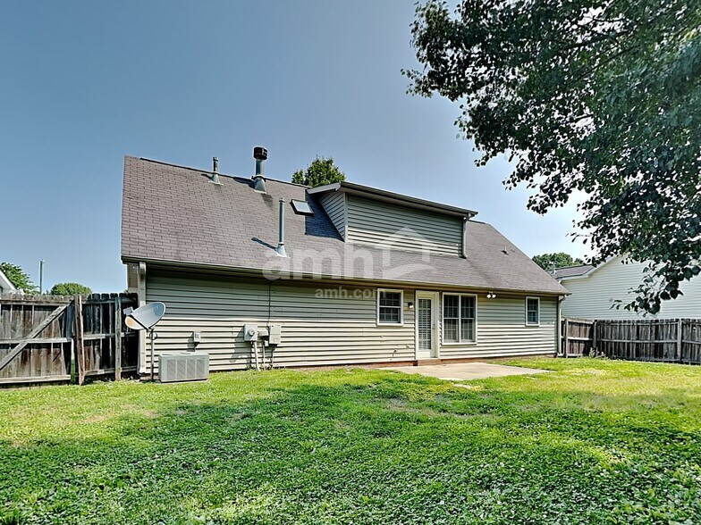 Building Photo - 5433 Whitley Way