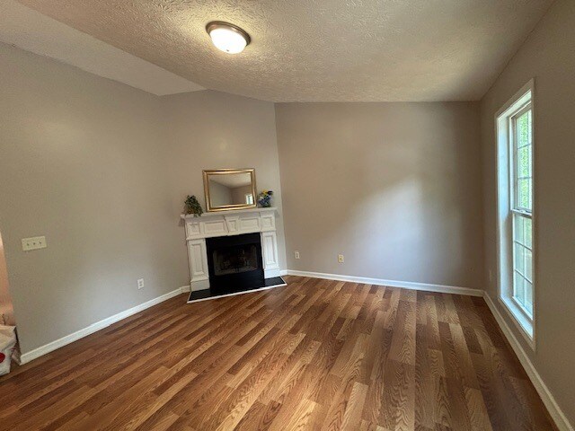 Building Photo - 5746 Bridgeport Ct
