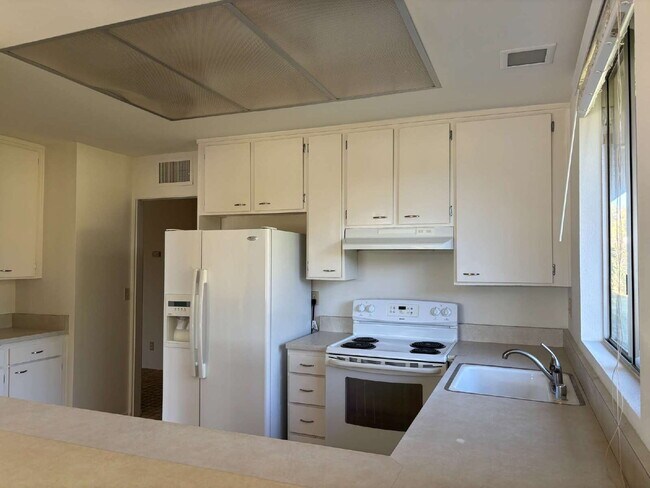 Building Photo - Indian Wells CC  For Rent!