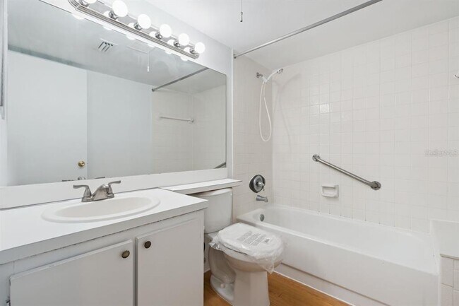 Building Photo - 8215 Sun Spring Cir