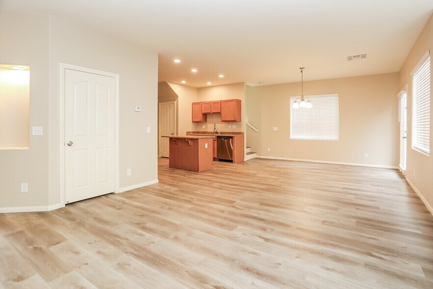 Building Photo - 8908 Brentwood Grove Ct