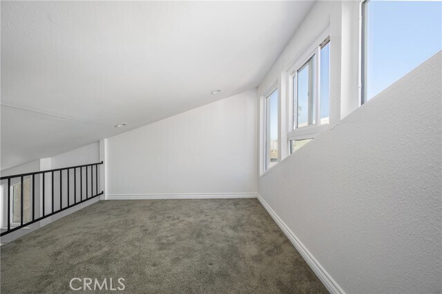 Building Photo - 16927 Bluewater Ln