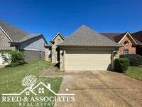 Building Photo - 4824 Pine Forrest Dr