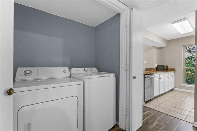 Building Photo - 7107 Holly Hill Dr