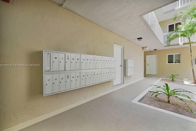 Building Photo - 7740 Camino Real