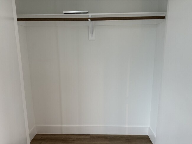 Building Photo - Available Furnished or Unfurnished