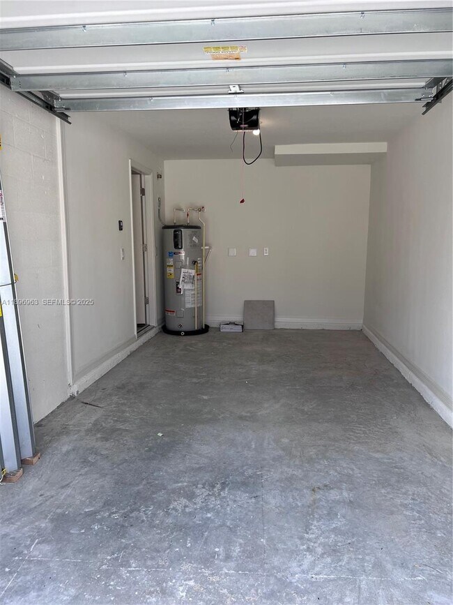 Building Photo - 15031 Caspian Tern Ct