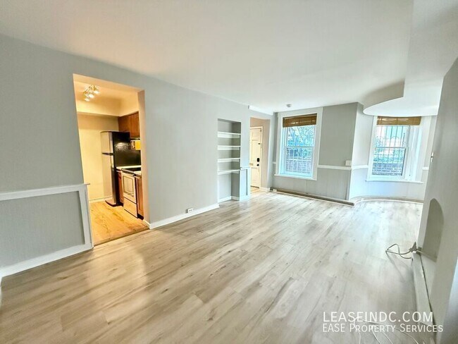 Building Photo - 1000 N Street NW-#B