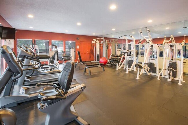 Building Photo - Beautiful Furnished Condo all utilites inc...