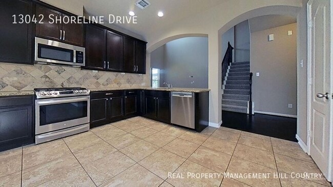 Building Photo - 13042 Shoreline Dr
