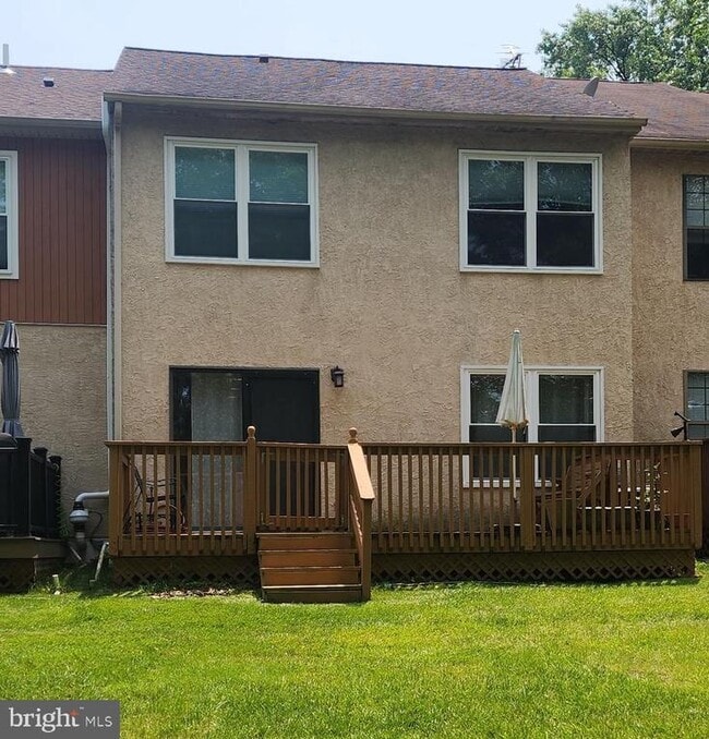 Building Photo - 25 Forsythia Ct