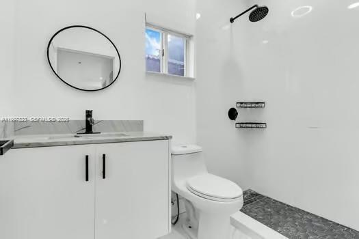 Building Photo - 4127 NE 30th St