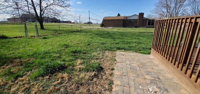 Building Photo - ? Pet Friendly Home ? Fenced in Yard ? Renovated ?