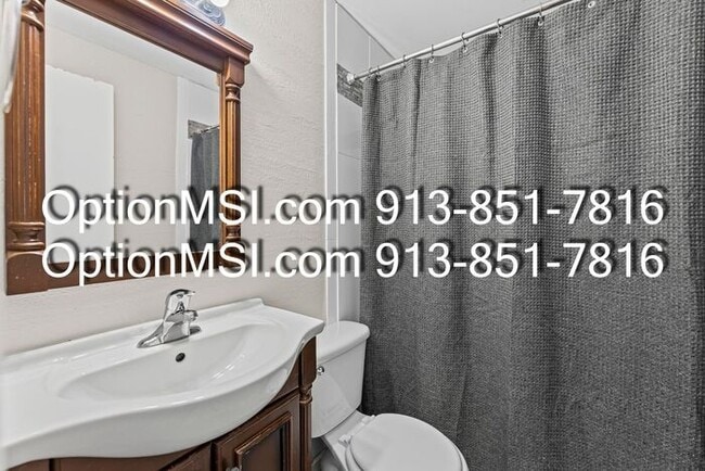 Building Photo - Beautiful 3-bedroom home now available!