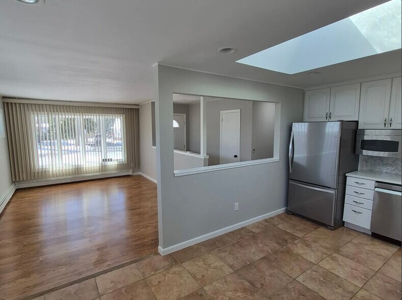 Building Photo - 53 Corey Ave