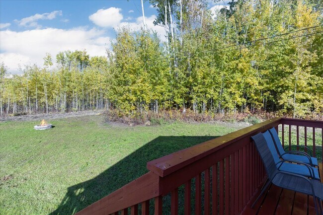 Unit A Backyard - 310 Tipperary Ct