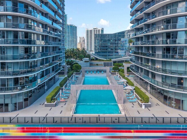 Building Photo - 55 SW 9th St