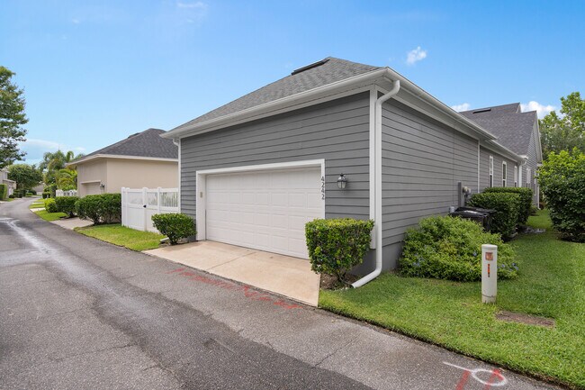 Building Photo - Anissa Avenue