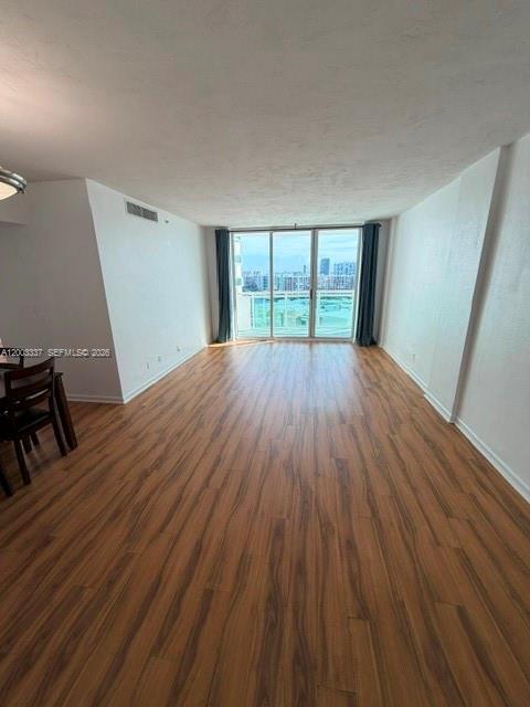Building Photo - 3001 S Ocean Dr