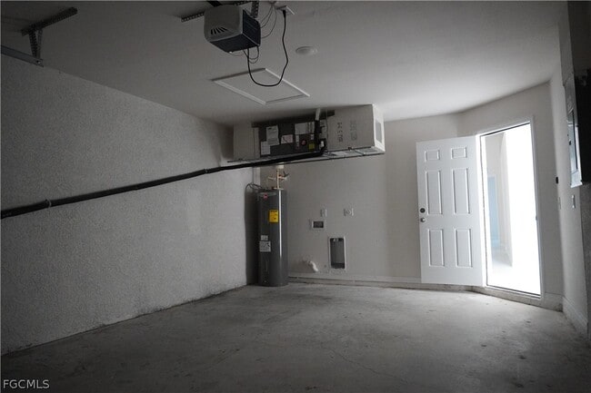 Building Photo - 4351 Country Club Blvd