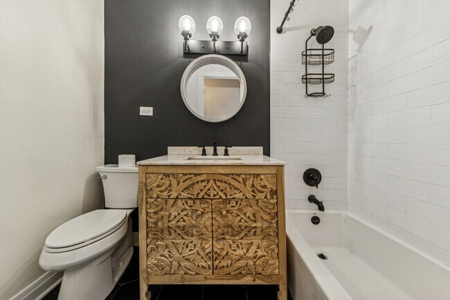 Building Photo - 2159 N Seminary Ave