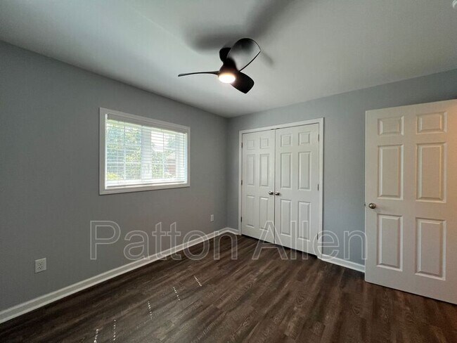 Building Photo - 109 Barnard Ave