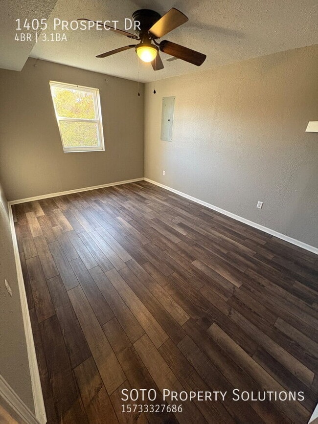 Building Photo - 1405 Prospect Dr