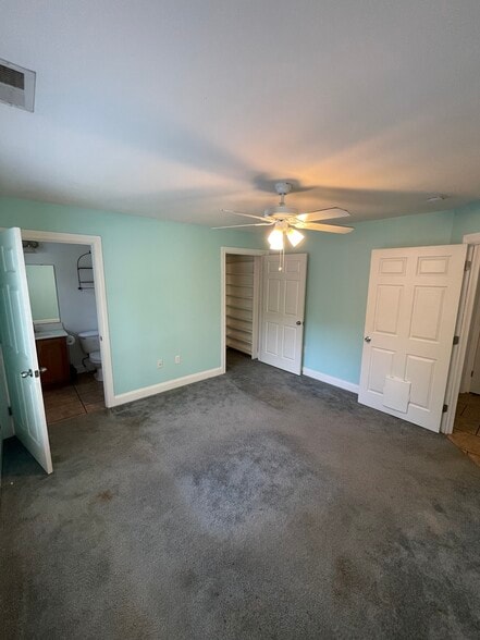 Building Photo - 62 Branning St