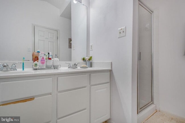 Building Photo - 20751 Bridalveil Falls Terrace