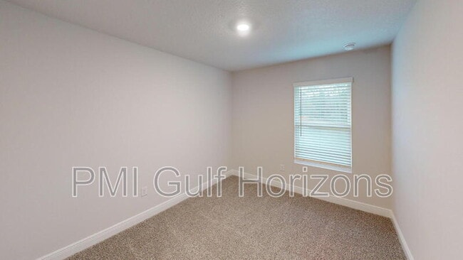 Building Photo - 710 Giese Ln