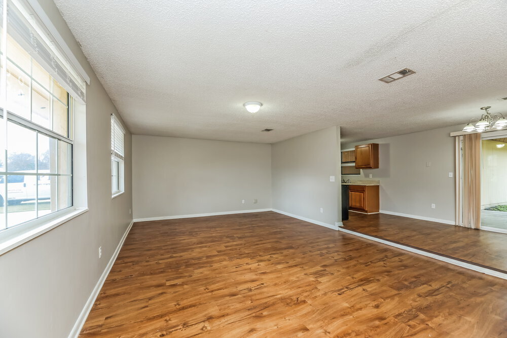 Building Photo - 2819 Kiowa Ave
