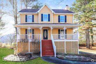 Building Photo - 19 Gentry Dr SW