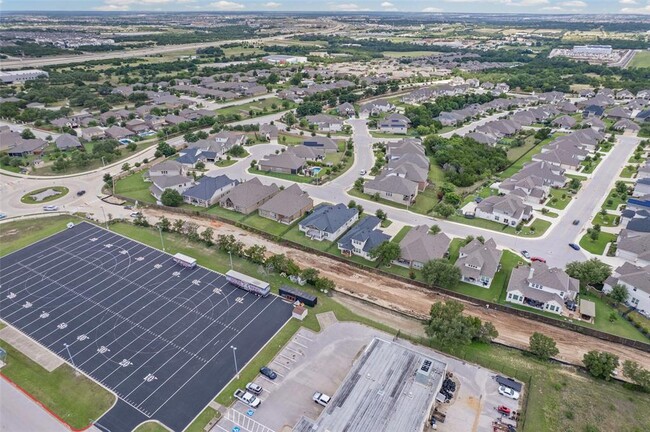 Building Photo - 1036 Almeria Bend