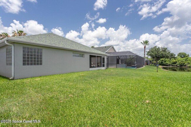 Building Photo - 621 Misty Creek Dr