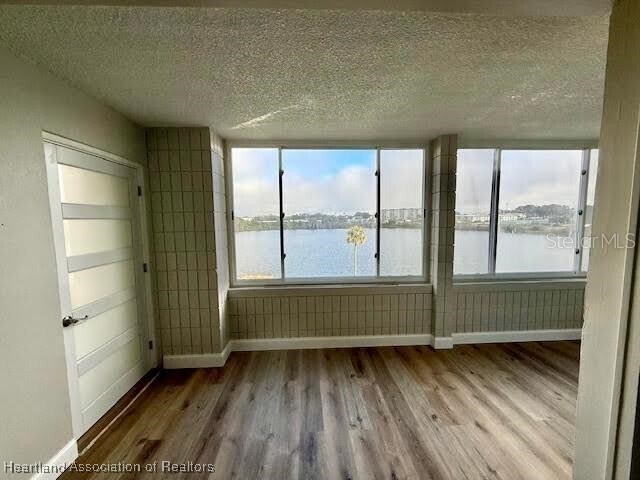 Building Photo - 700 Mirror Terrace NW