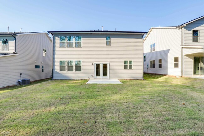 Building Photo - 724 Lanarck Wy