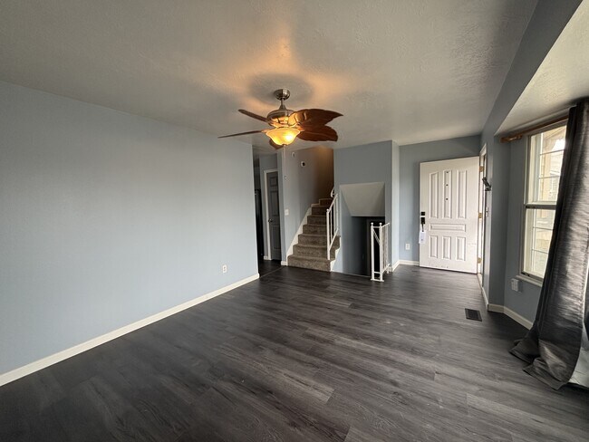 Building Photo - 4042 Powder View Cir