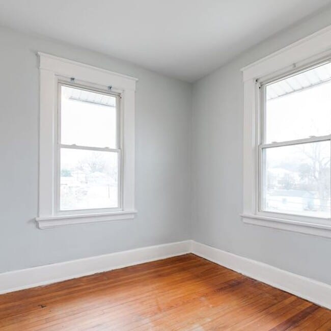 Building Photo - 3 Bedroom Home in Highland Park ***Availab...