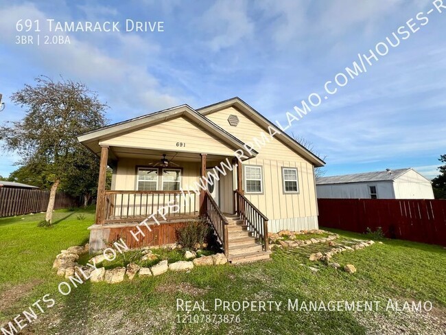 Building Photo - 691 Tamarack Dr