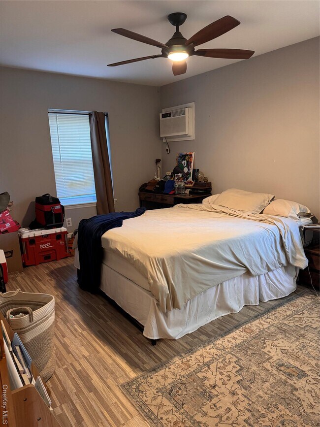 Building Photo - 5 Lexington Hills Rd