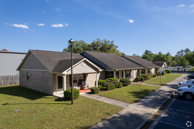 Building Photo - Grove Park  Apartments