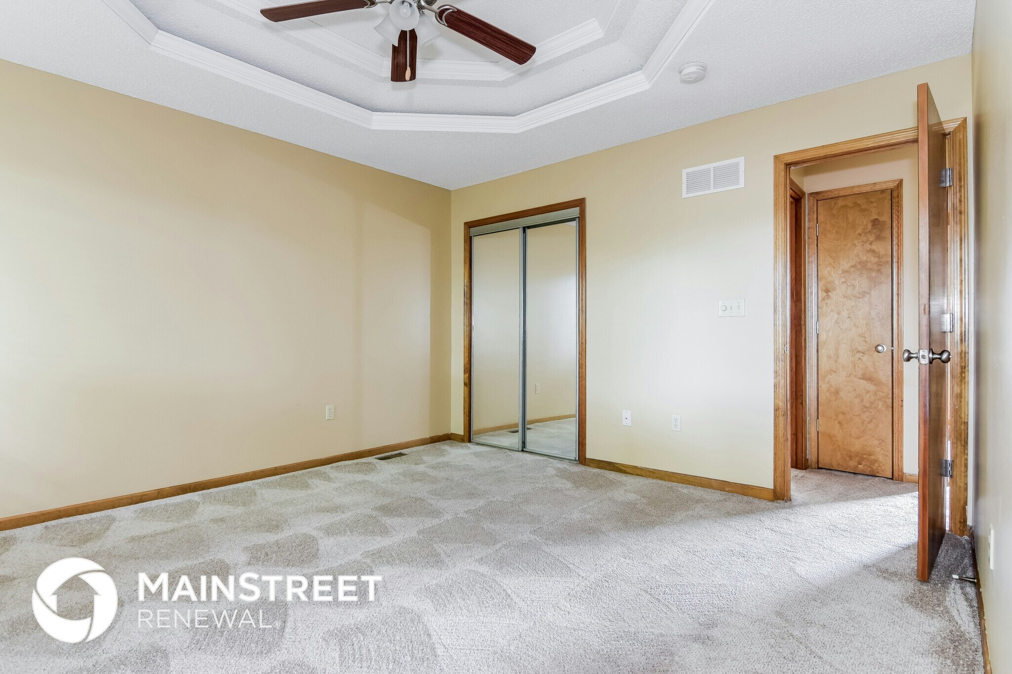 Building Photo - 207 Mesa Dr