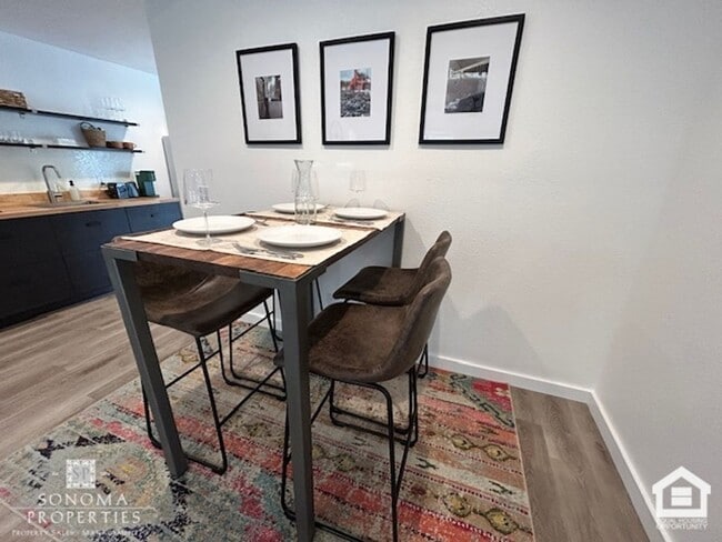 Building Photo - Furnished Guesthouse Suite in Sonoma