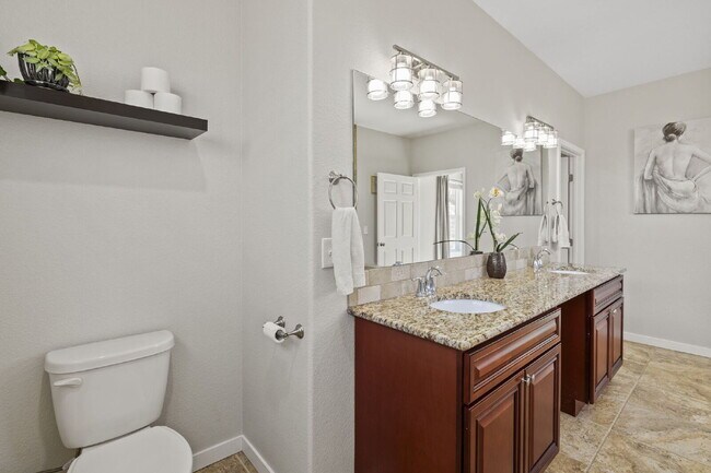 Building Photo - Spacious Home with Finished Basement, Granite Kitchen & Fenced Yard Near Fort Carson