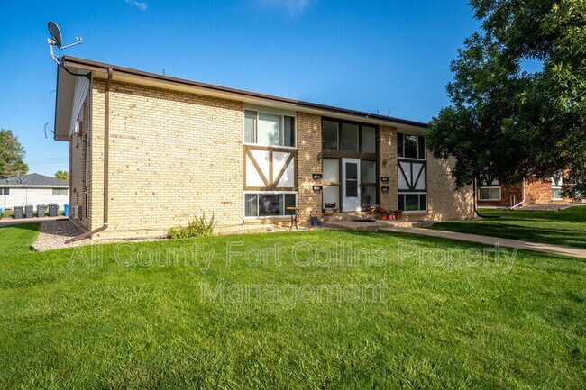 Building Photo - 1434 S Dotsero Dr