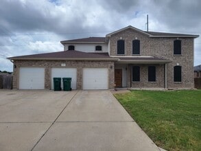 Building Photo - HUGE 4-5 BEDROOM IN HARKER HEIGHTS - OVER 2700 SQ FT
